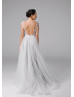 3D Flower Appliques Tulle V Back Wedding Dress With Pockets